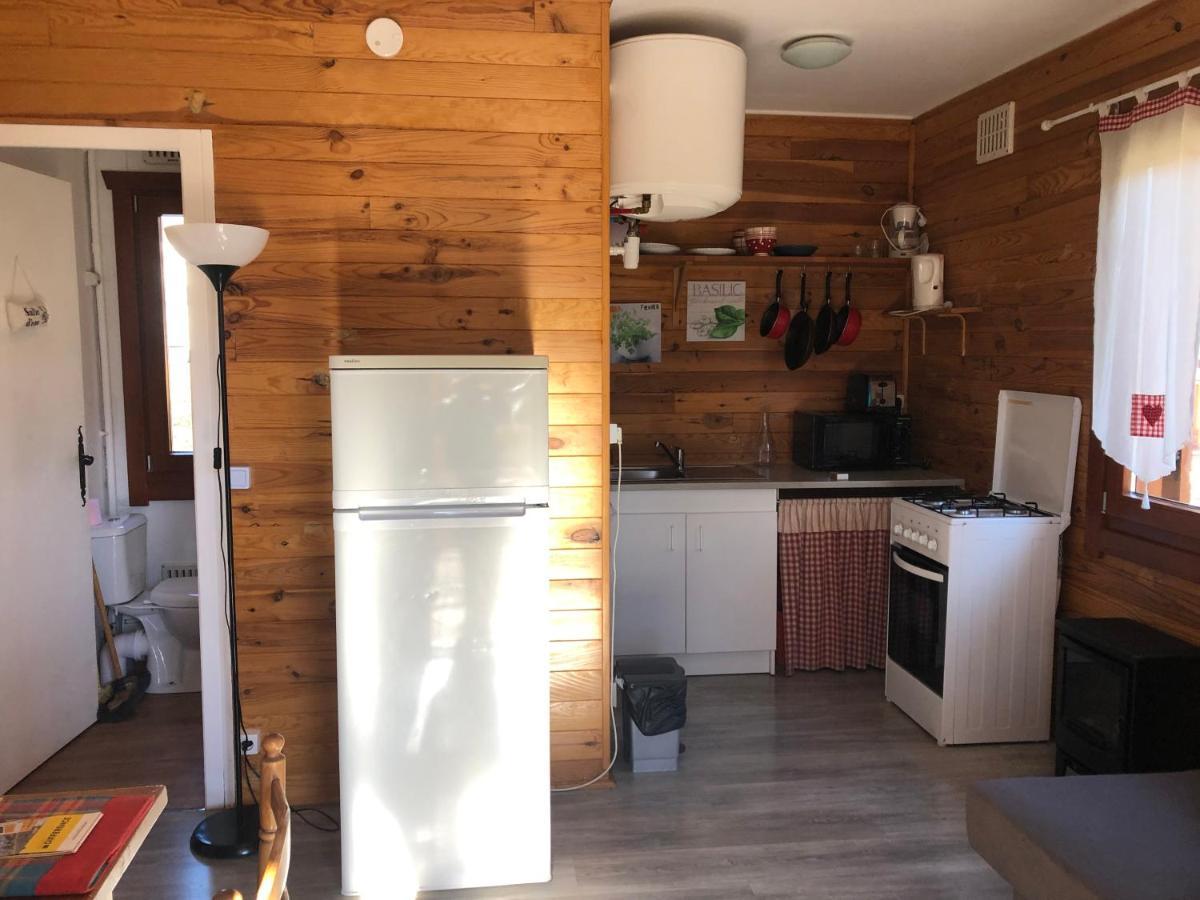 キャンピング オテル ド ウレイン エア レ カリアマス Chateauroux-les-Alpes エクステリア 写真