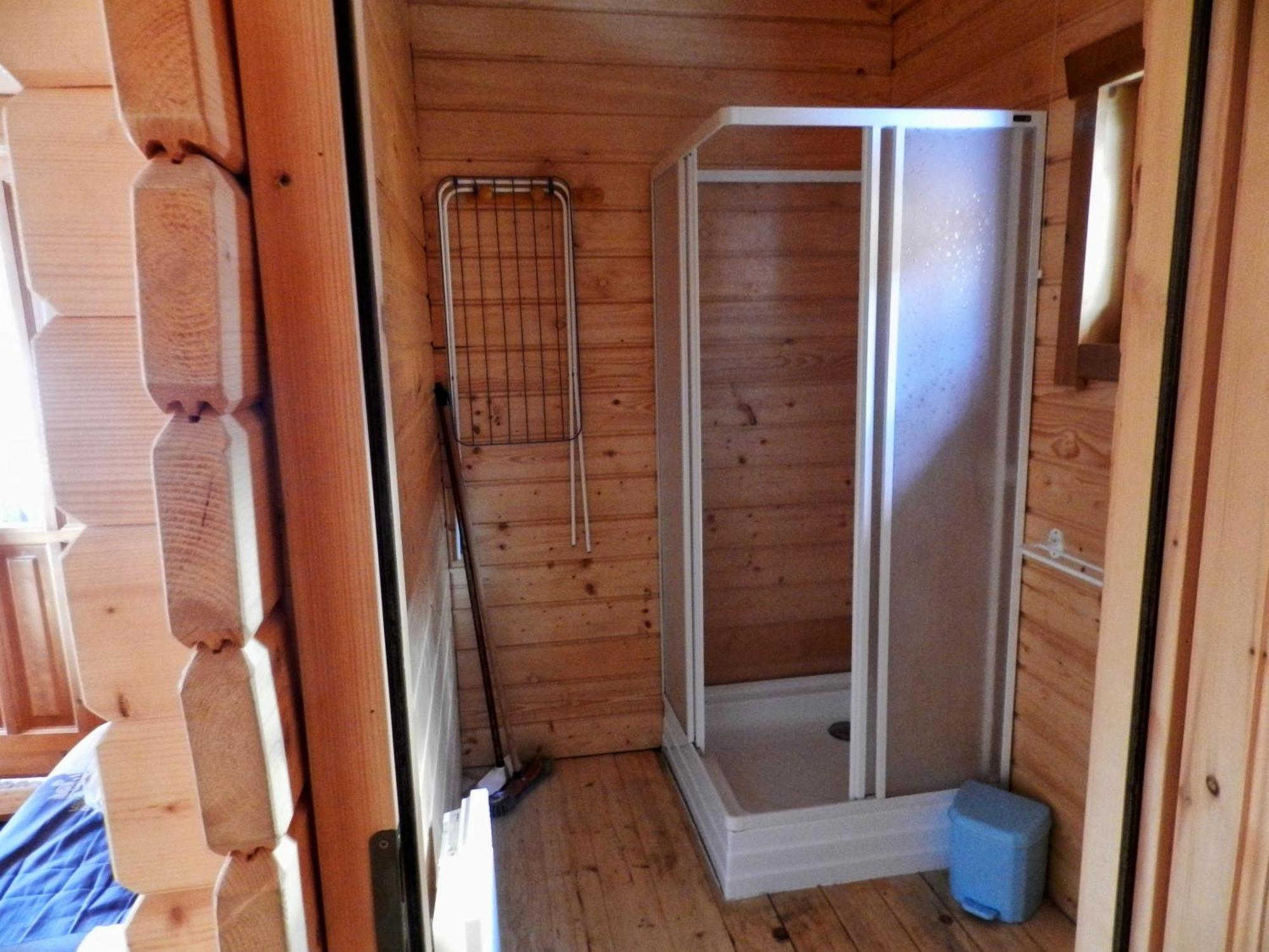キャンピング オテル ド ウレイン エア レ カリアマス Chateauroux-les-Alpes エクステリア 写真