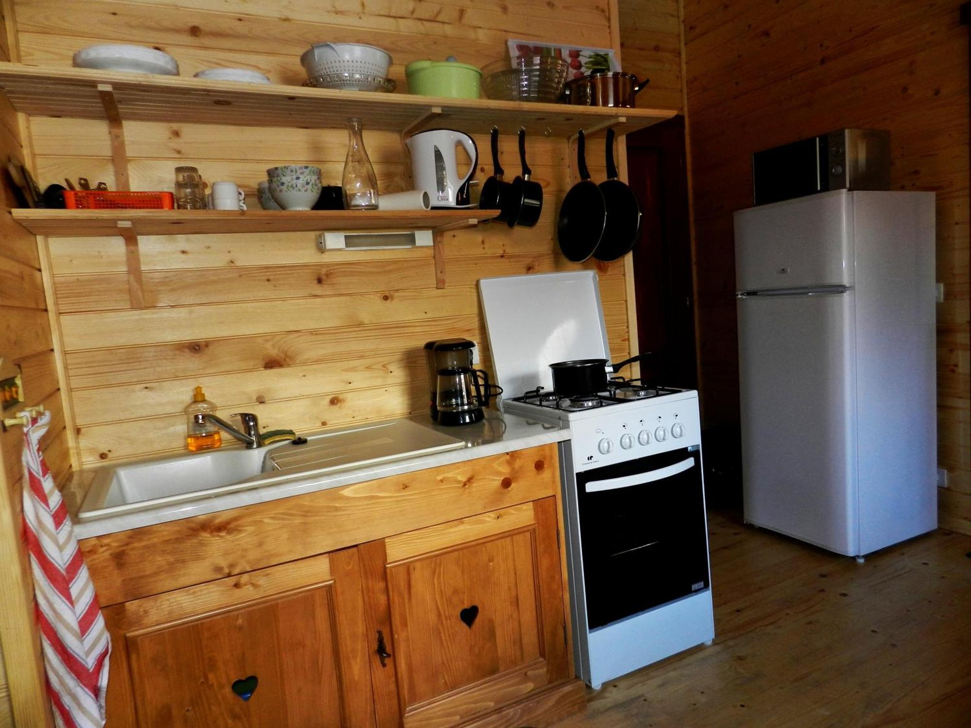 キャンピング オテル ド ウレイン エア レ カリアマス Chateauroux-les-Alpes 部屋 写真